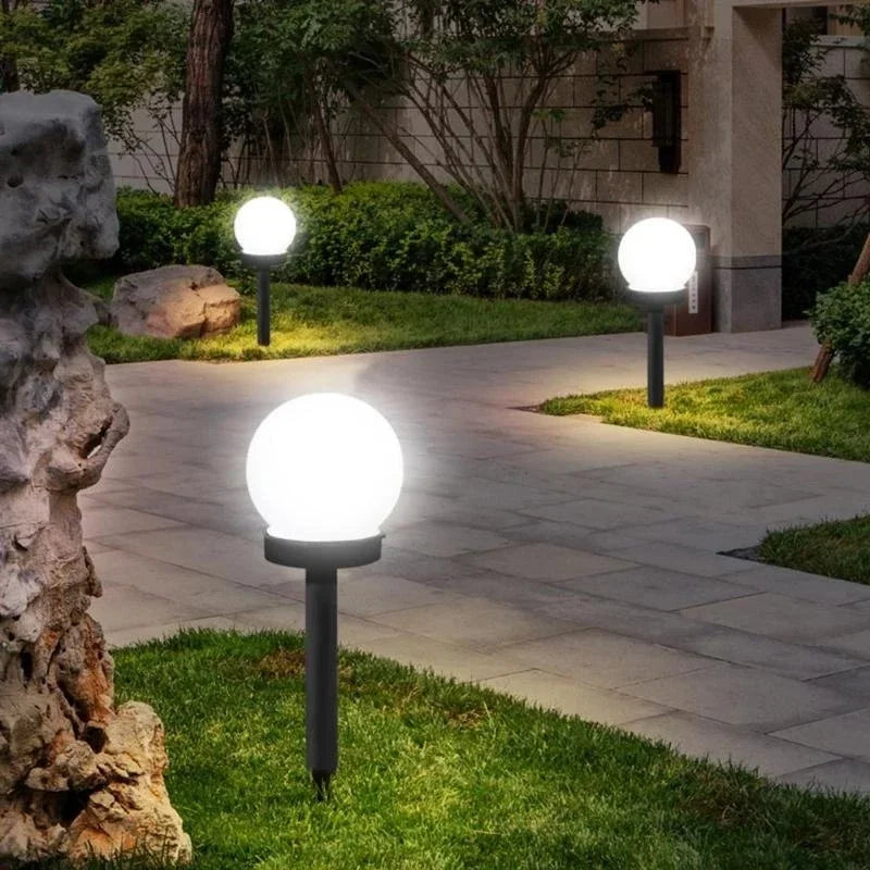 GlowSphere – Solar Globe Lawn Light